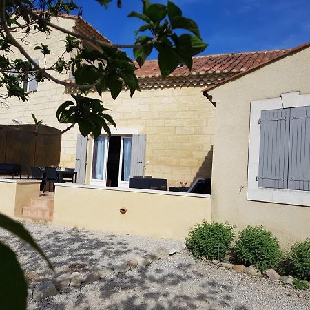 Le Mas Saint Jean Mézoargues Kültér fotó