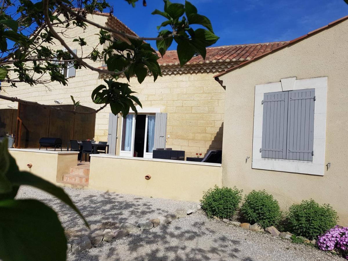 Le Mas Saint Jean Mézoargues Kültér fotó