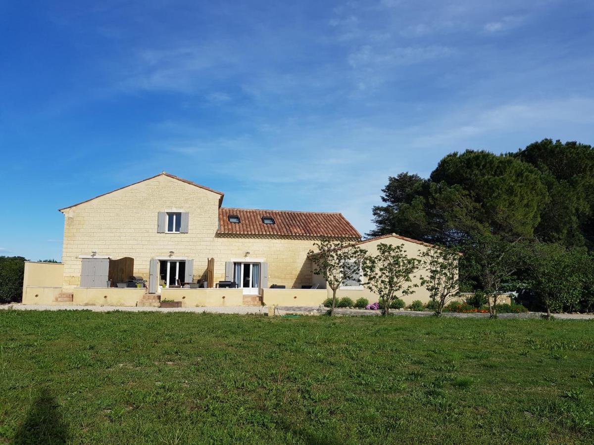 Le Mas Saint Jean Mézoargues Kültér fotó